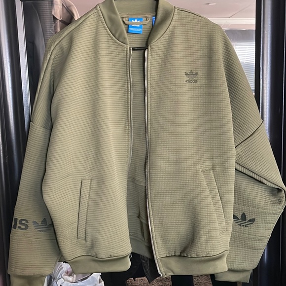 Adidas lightweight bomber jacket. - Picture 1 of 8